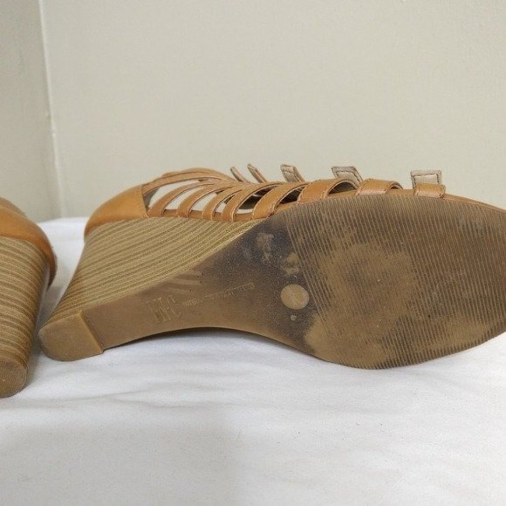 INC International Concepts Tan Strappy Wedge Sandals Faux Wood Look Heel… - Picture 5 of 10